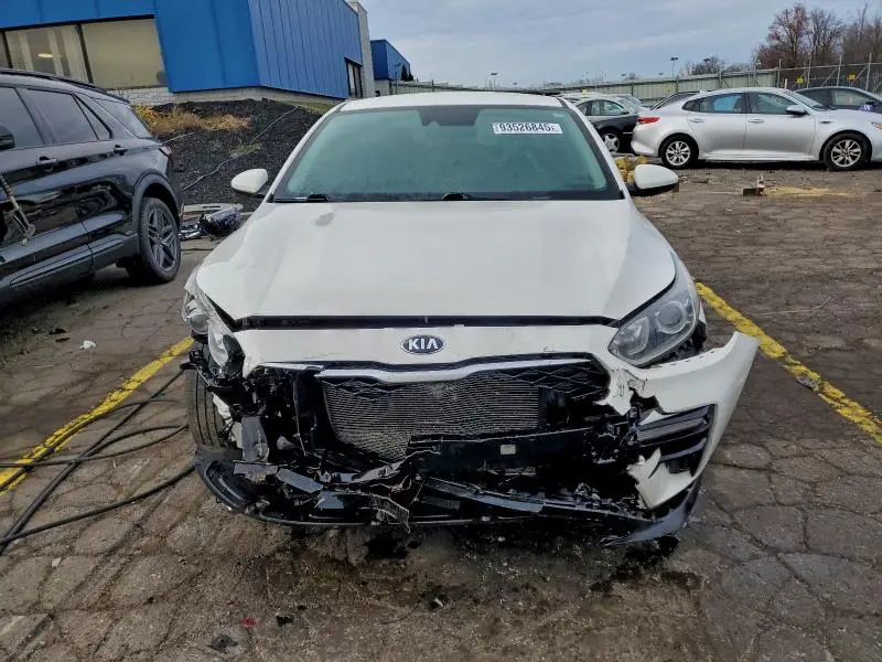2019 KIA FORTE FE  