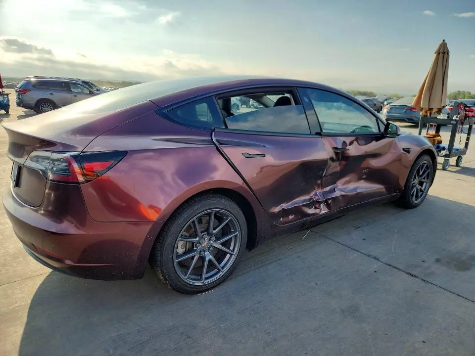 2021 TESLA MODEL 3   