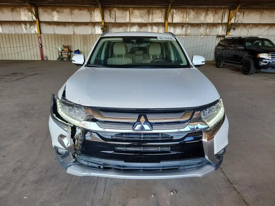 2017 MITSUBISHI OUTLANDER SE  