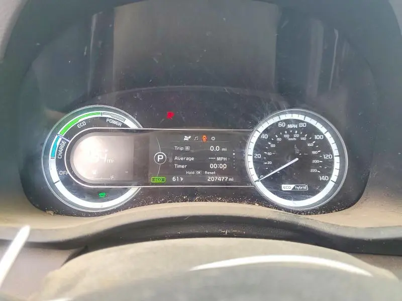 2017 KIA NIRO LX  