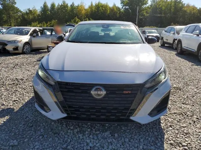 2023 NISSAN ALTIMA SR  