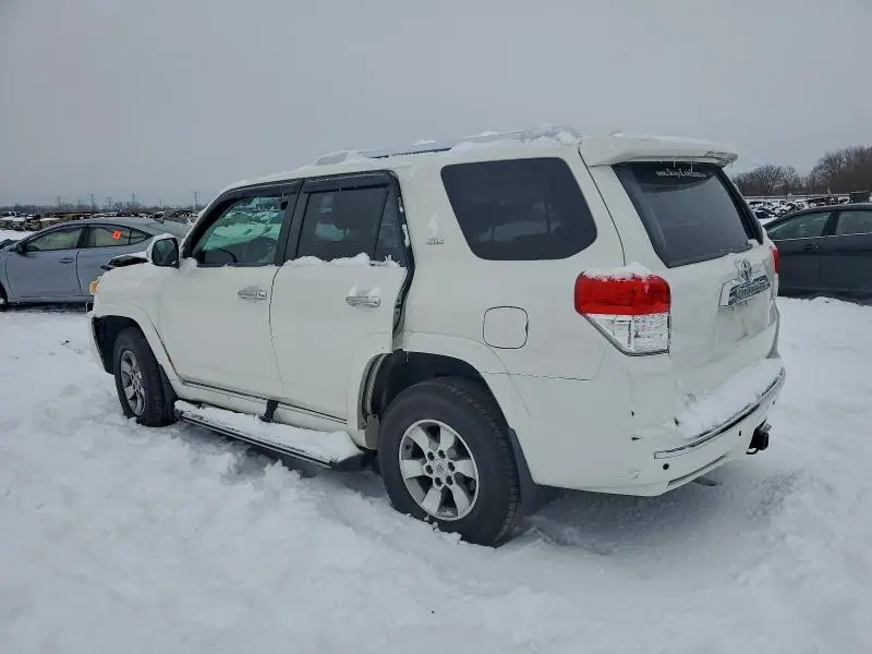 2010 TOYOTA 4RUNNER SR5  