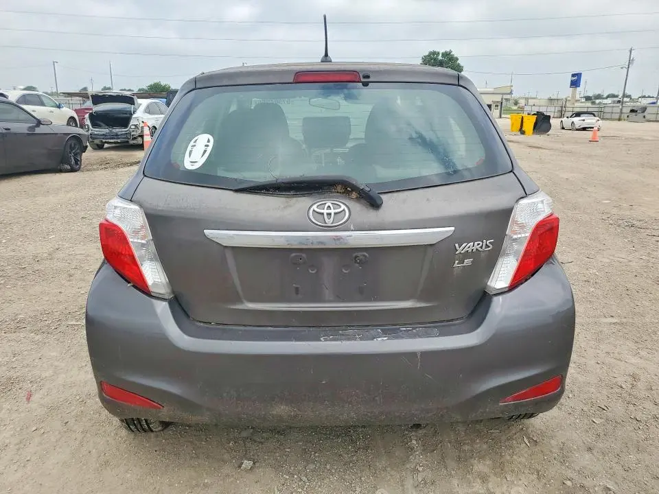 2012 TOYOTA YARIS 5-DOOR LE  