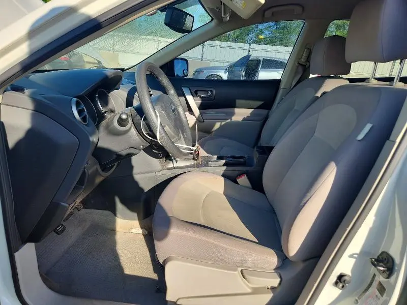 2010 NISSAN ROGUE SL  