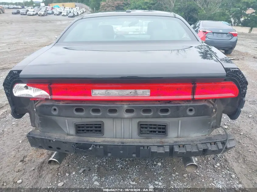2010 DODGE CHALLENGER SE