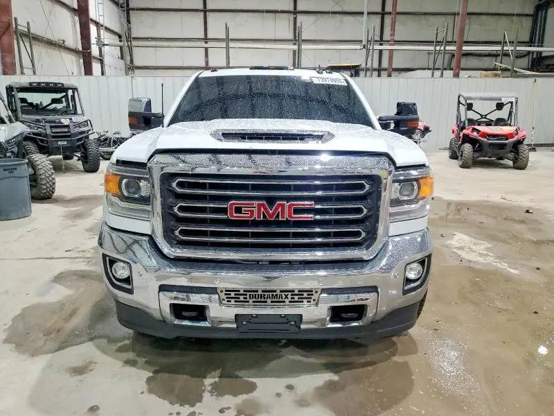2018 GMC SIERRA K2500 SLT  