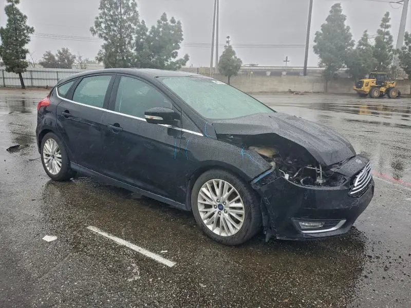 2018 FORD FOCUS TITANIUM  