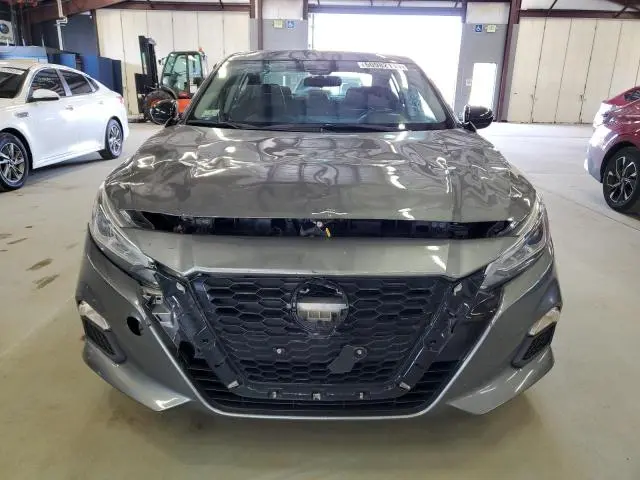 2021 NISSAN ALTIMA SR  