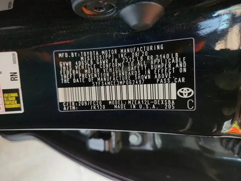 2021 TOYOTA COROLLA SE  
