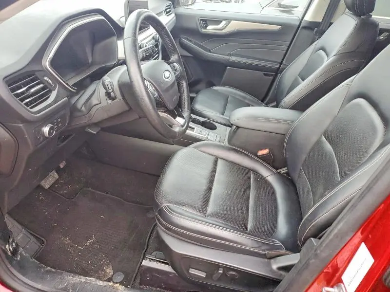 2021 FORD ESCAPE SEL  