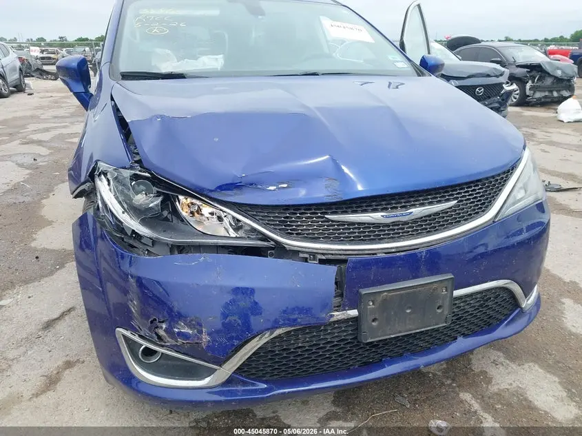 2020 CHRYSLER PACIFICA TOURING L
