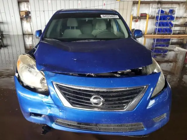 2013 NISSAN VERSA S  