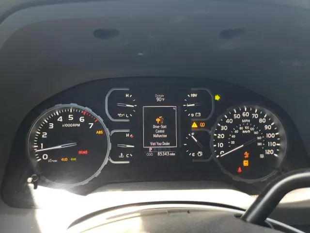 2018 TOYOTA TUNDRA CREWMAX SR5  