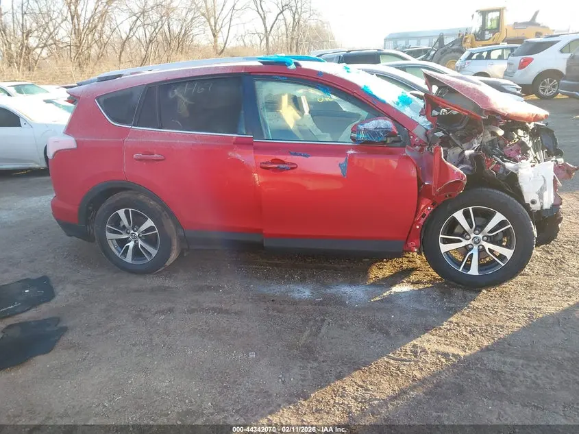 2016 TOYOTA RAV4 XLE