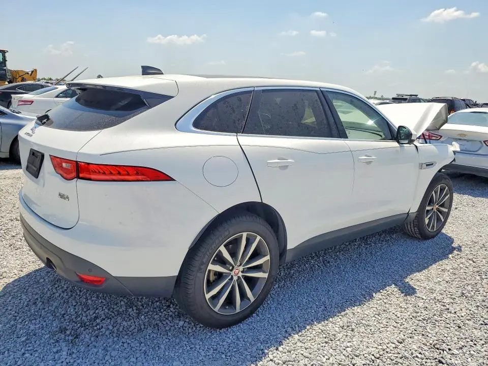 2020 JAGUAR F-PACE PRESTIGE  