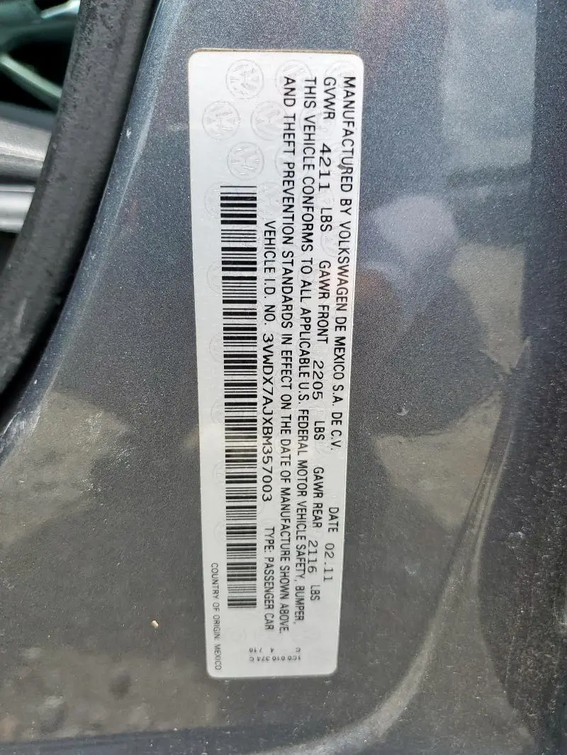 2011 VOLKSWAGEN JETTA SE  
