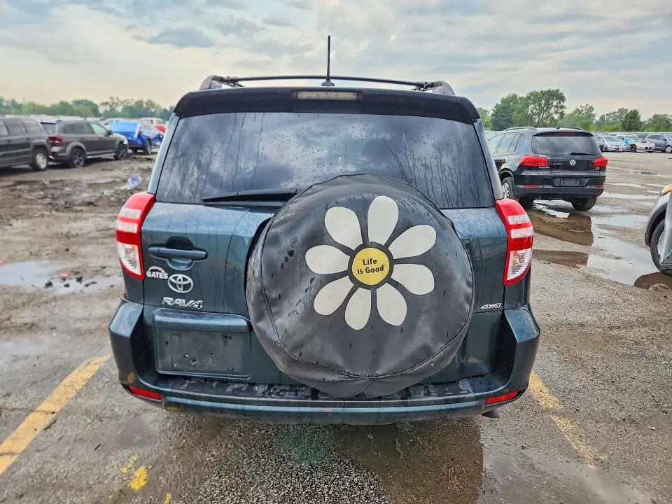 2011 TOYOTA RAV4 BASE  