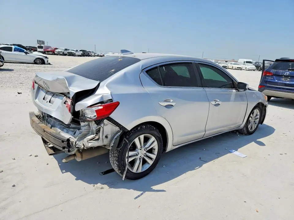 2013 ACURA ILX 20  