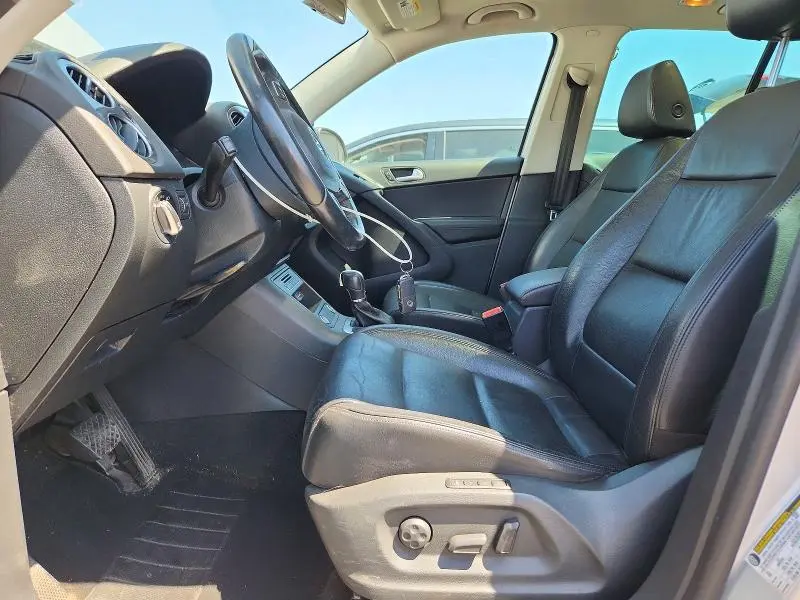 2017 VOLKSWAGEN TIGUAN SPORT  