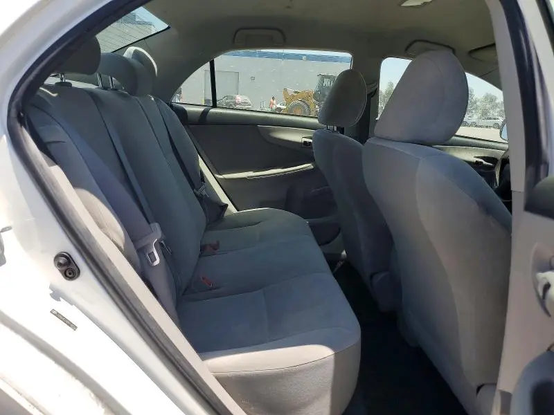 2011 TOYOTA COROLLA BASE  