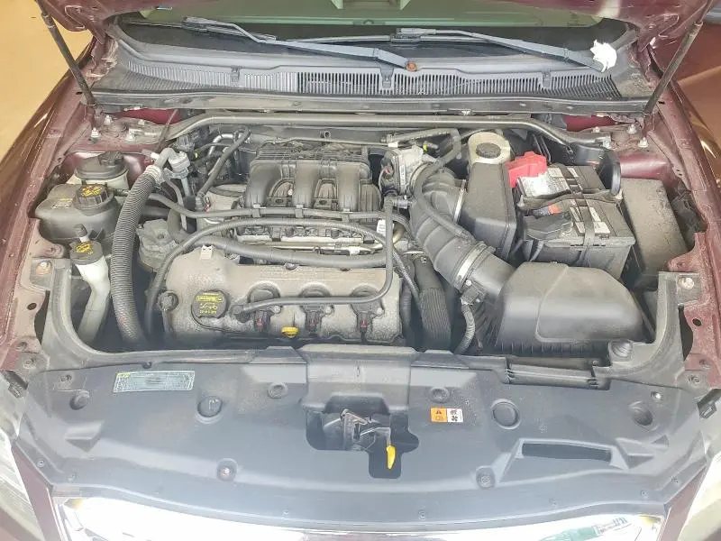 2011 FORD TAURUS LIMITED  