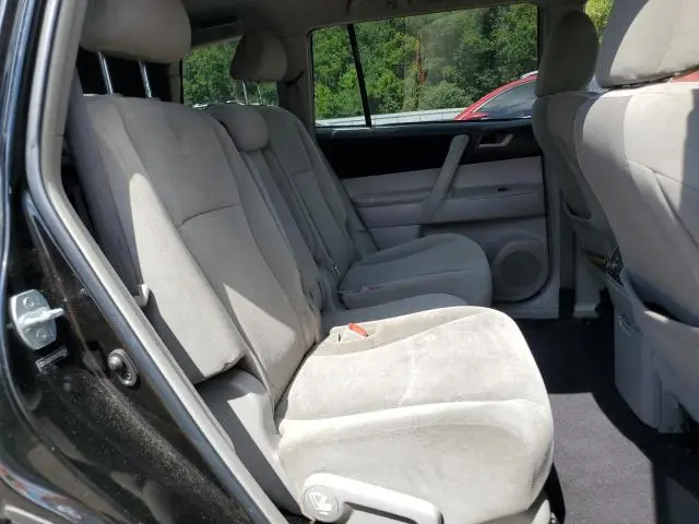 2012 TOYOTA HIGHLANDER BASE  