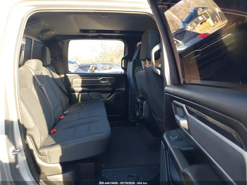 2021 RAM 1500 BIG HORN  4X4 5'7 BOX