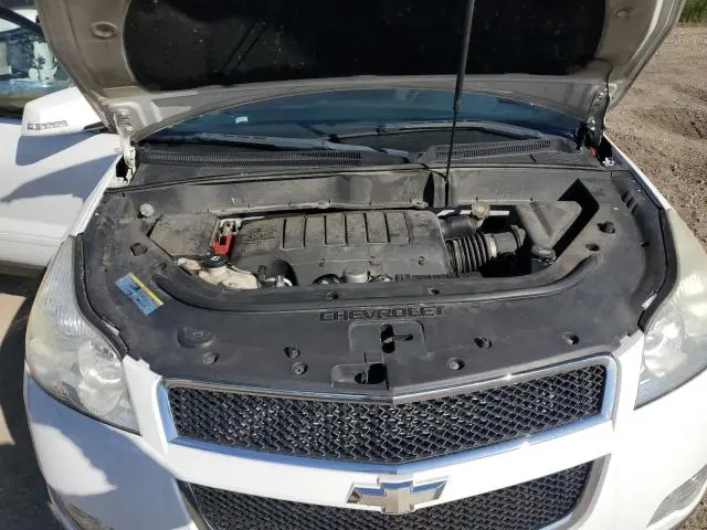 2010 CHEVROLET TRAVERSE LT  