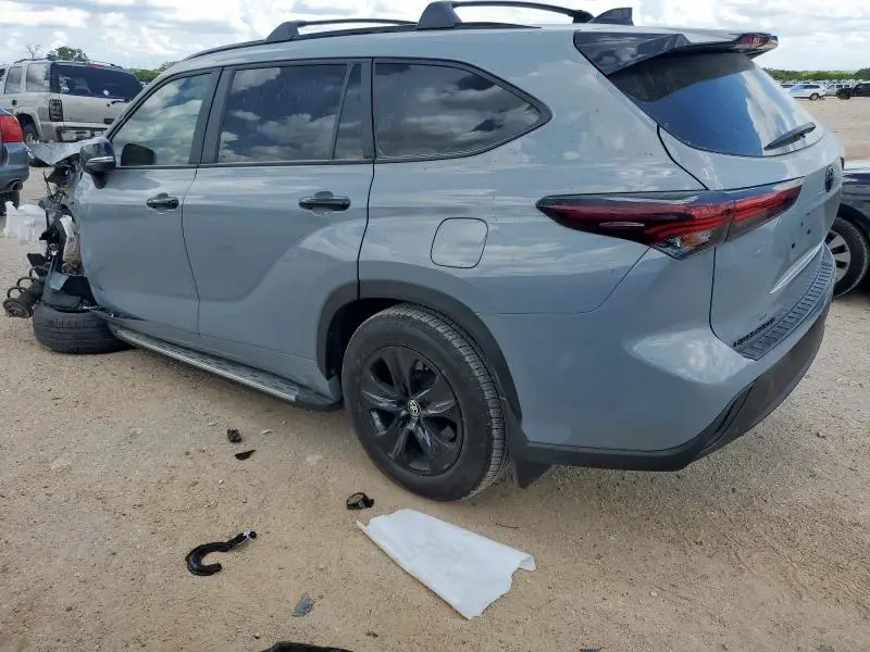 2024 TOYOTA HIGHLANDER HYBRID XLE  