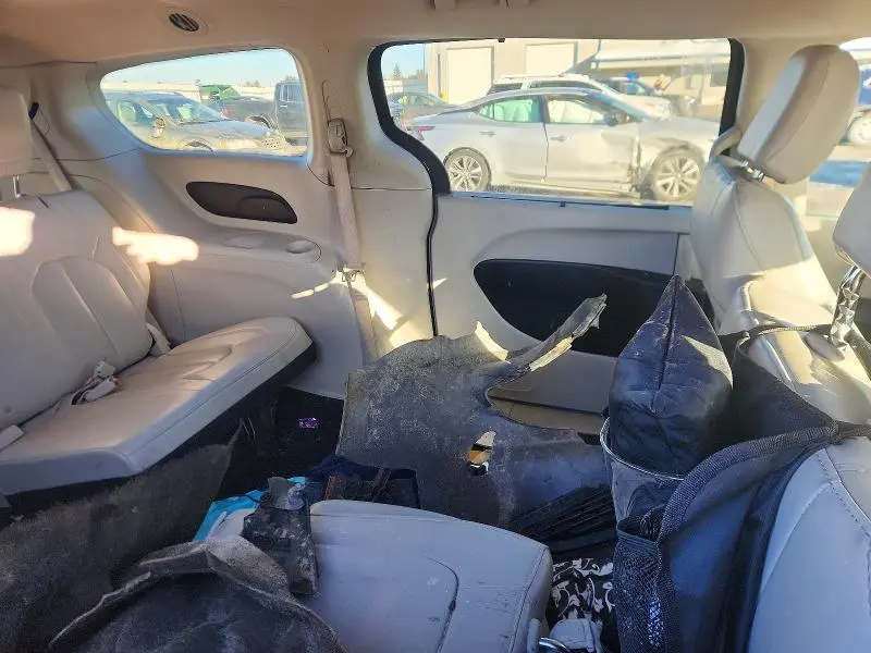 2021 CHRYSLER VOYAGER LXI  