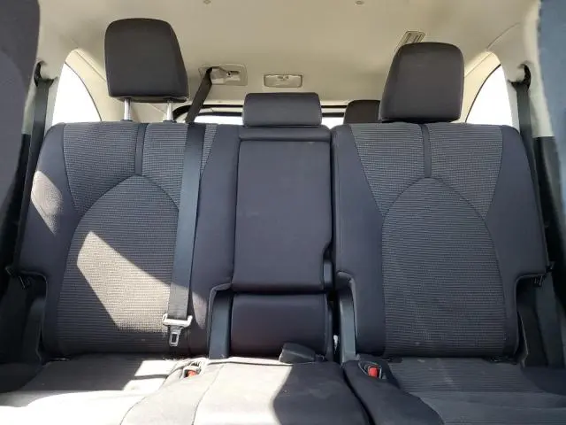2021 TOYOTA HIGHLANDER L  