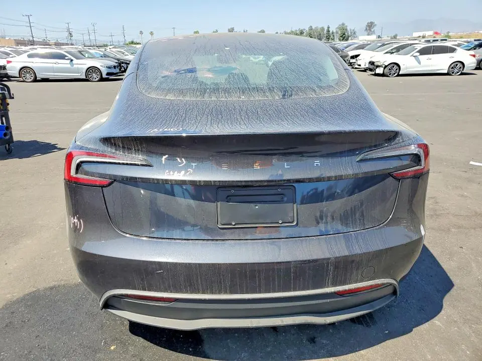 2025 TESLA MODEL 3   