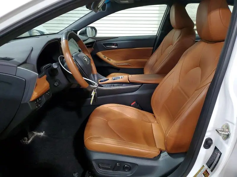 2020 TOYOTA AVALON LIMITED  