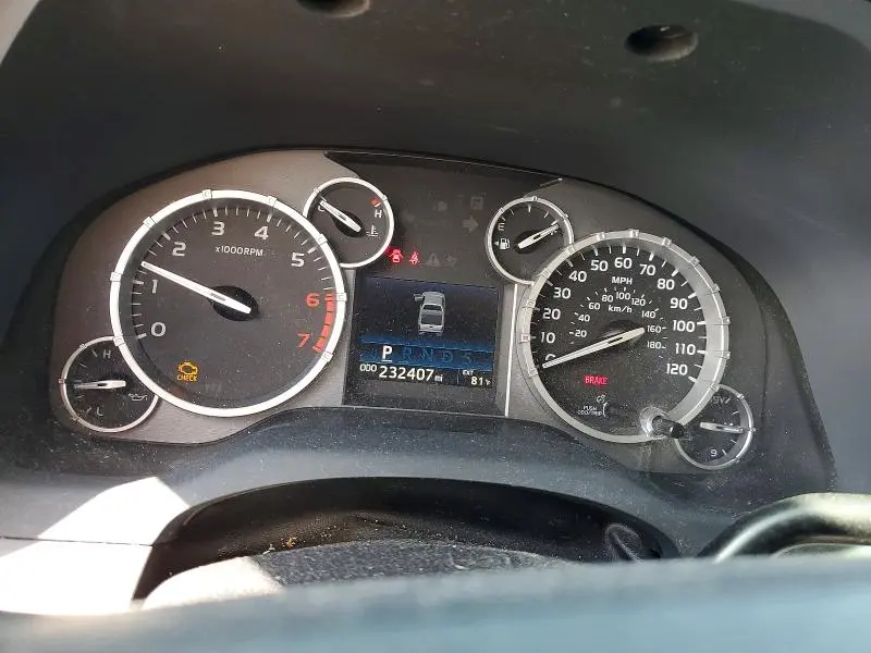 2015 TOYOTA TUNDRA CREWMAX SR5  