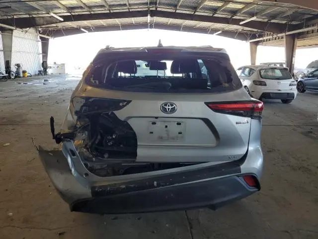 2020 TOYOTA HIGHLANDER HYBRID XLE  