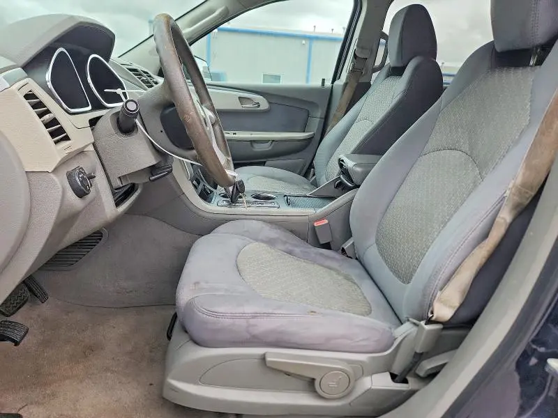 2012 CHEVROLET TRAVERSE LS  