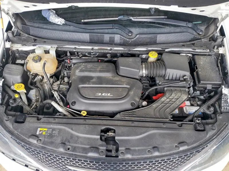 2017 CHRYSLER PACIFICA TOURING L  