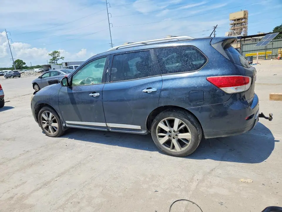 2013 NISSAN PATHFINDER S  