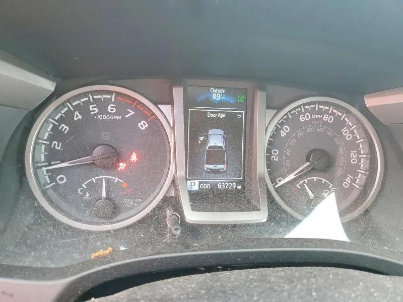 2021 TOYOTA TACOMA SR5 V6  