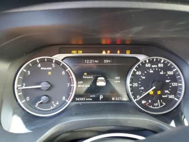 2024 NISSAN ROGUE SV  