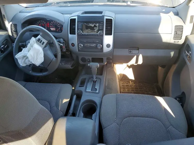 2015 NISSAN FRONTIER S  