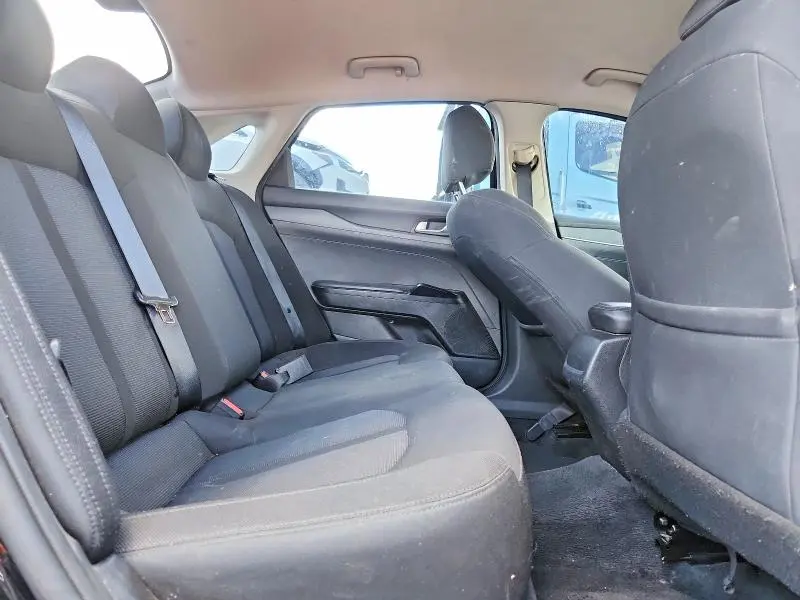 2021 KIA K5 LX  
