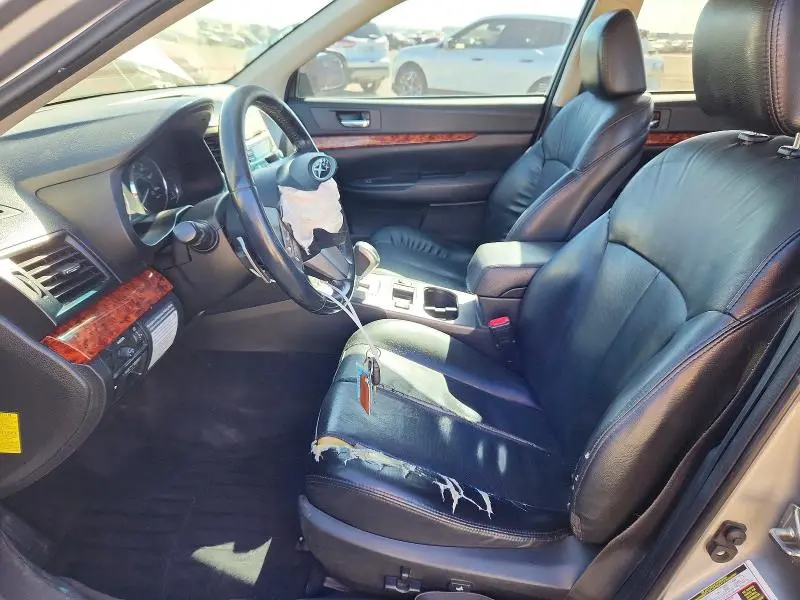 2010 SUBARU OUTBACK 2.5I LIMITED  