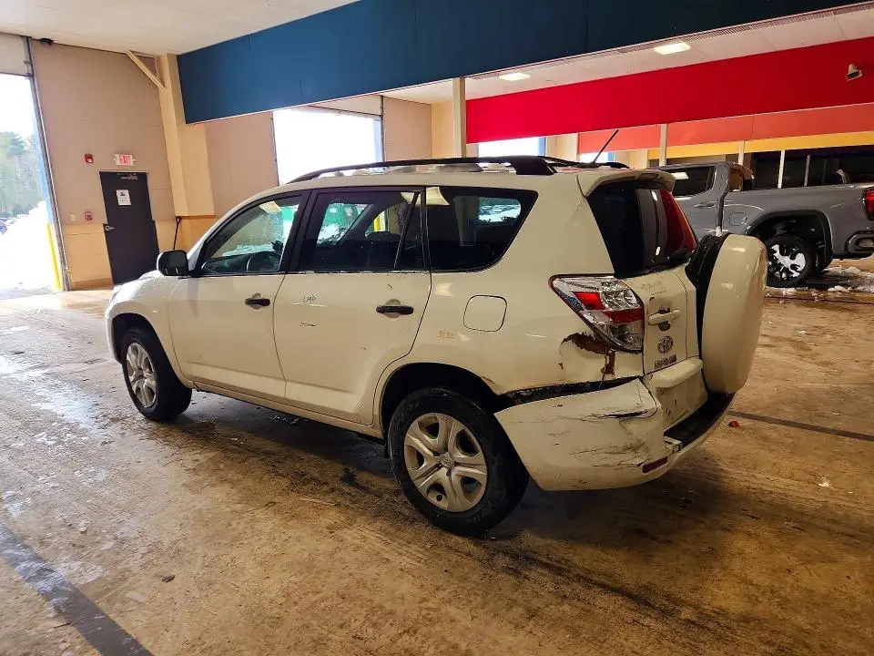 2011 TOYOTA RAV4 BASE  