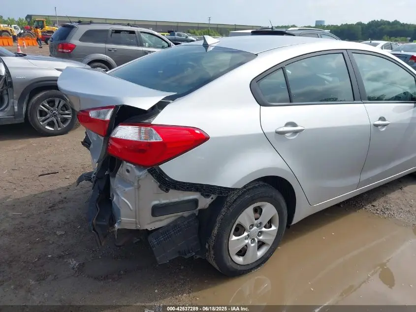 2016 KIA FORTE LX