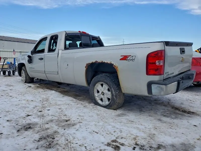 2011 CHEVROLET SILVERADO K1500 LT  