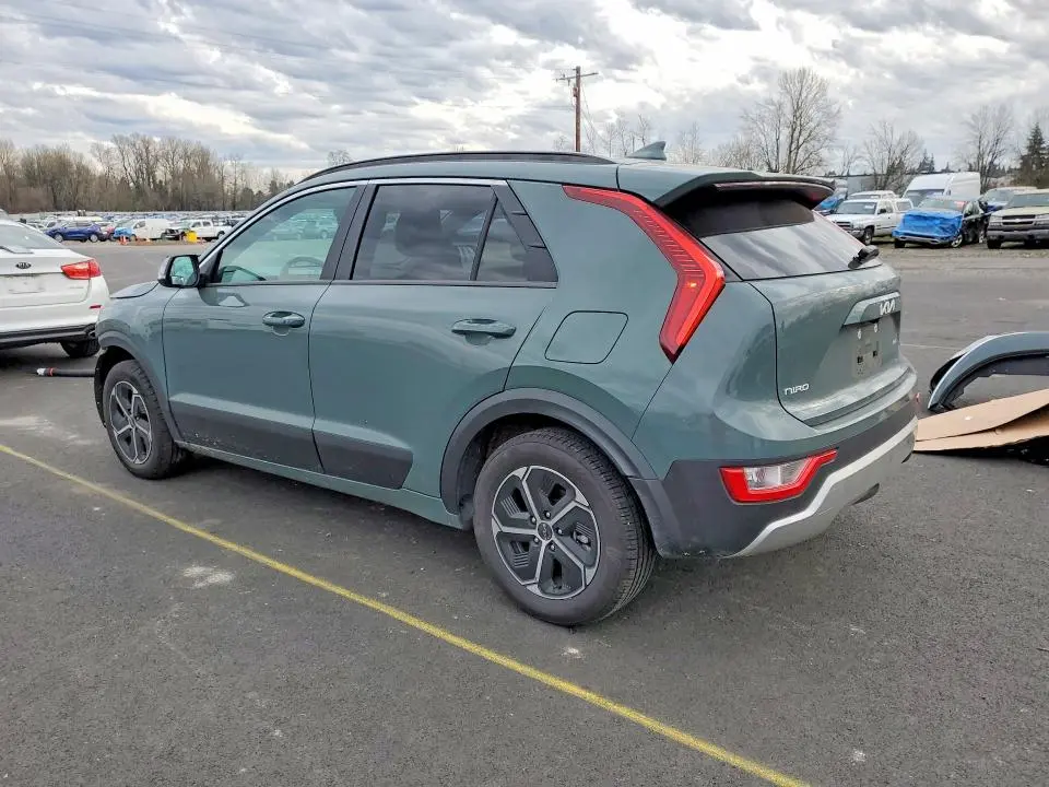 2023 KIA NIRO EX  