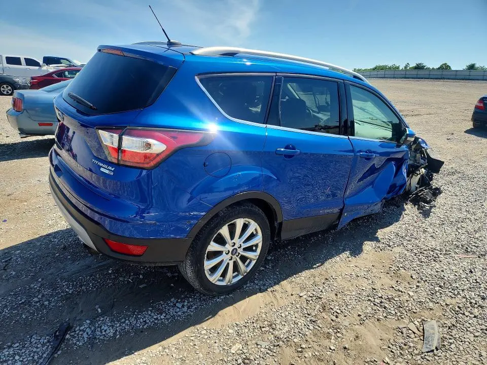 2017 FORD ESCAPE TITANIUM  