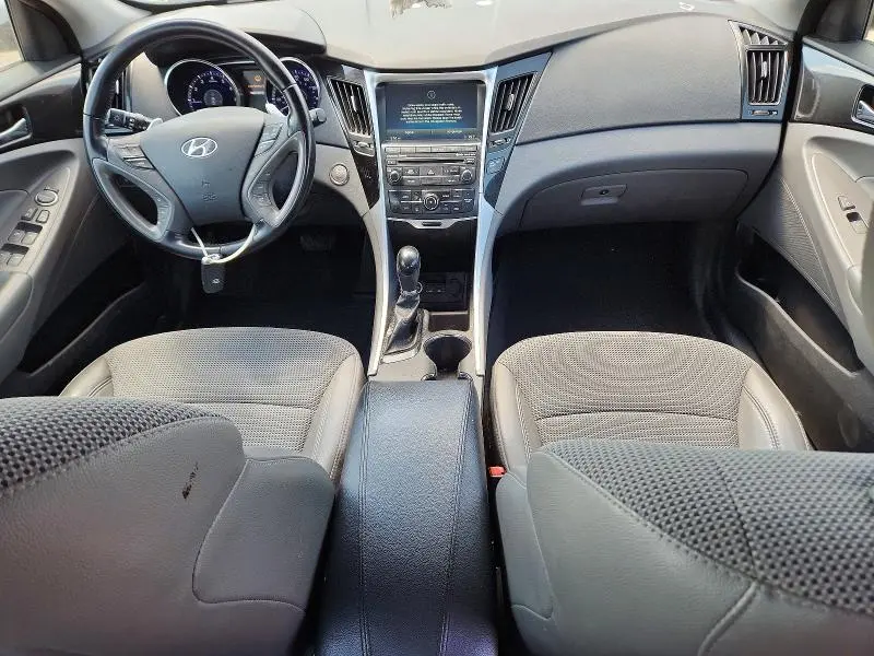 2014 HYUNDAI SONATA SE  