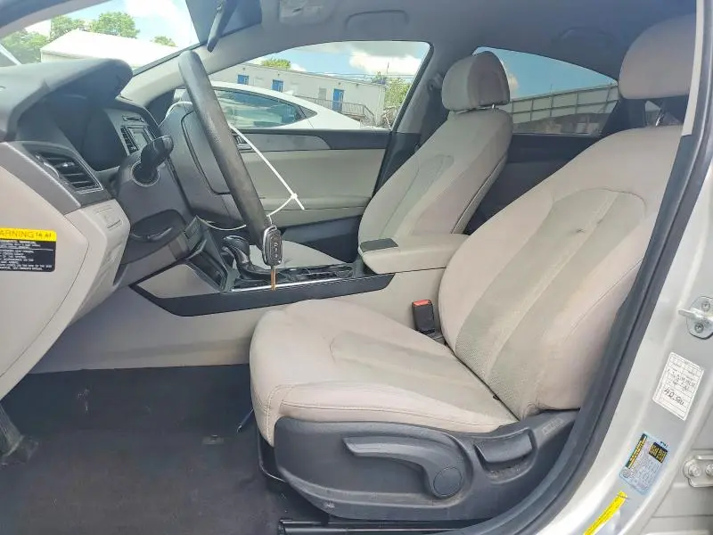 2017 HYUNDAI SONATA SE  